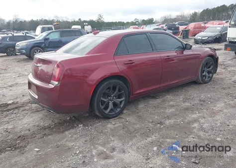 2020 Chrysler 300 Touring z USA, uszkodzony, nr VIN 2C3CCAAGXLH209353